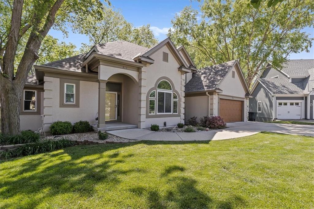 813 Cottonwood Place