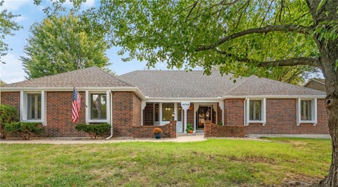 Photo of 14744 S Village Drive, Olathe, KS 66062 (MLS # 2643391)