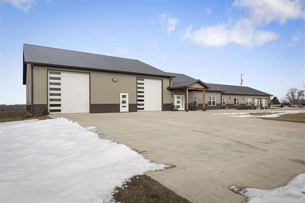 8944 Southpoint Drive