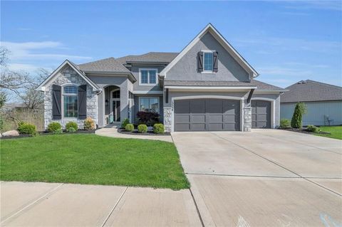 13559 Terrace Park Drive Parkville MO 64152