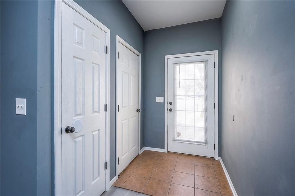 Photo of 10538 E 45th Terrace, Kansas City, MO 64133 (MLS # 2596771)