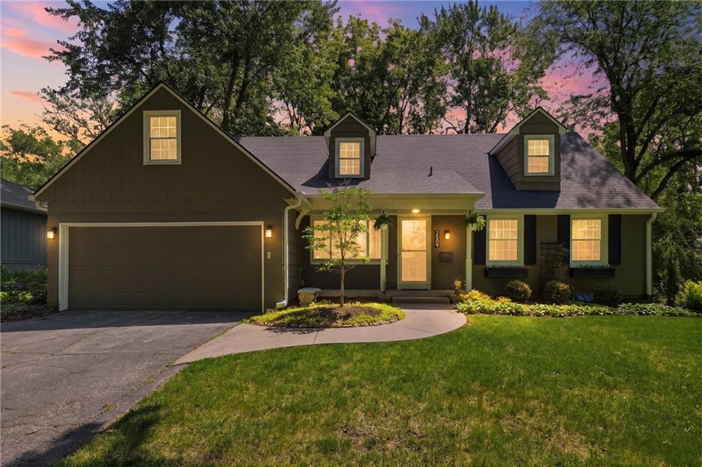 7909 Outlook Lane
