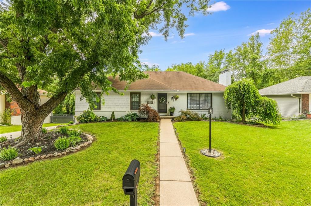 4922 Mockingbird Lane