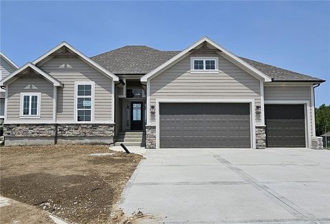 14608 Aspen Circle Basehor KS 66007