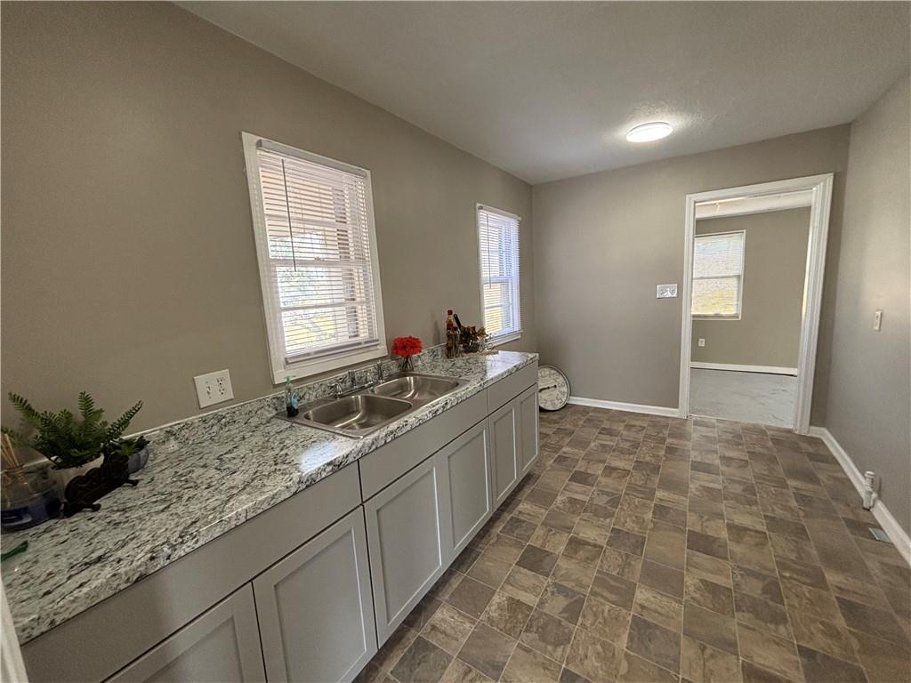 2005 S Northern Boulevard