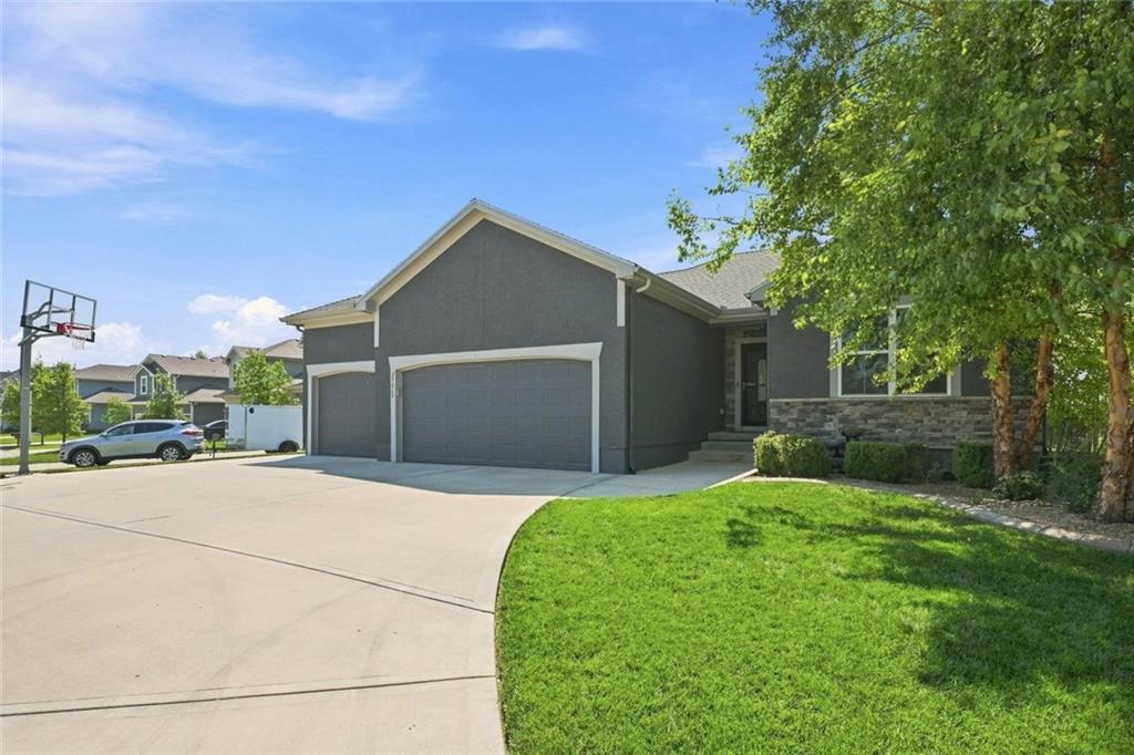 25069 W 150th Terrace