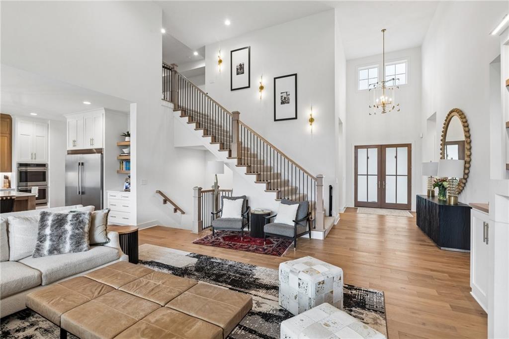 Overland Park, Kansas, 66221, United States, 4 Bedrooms Bedrooms, ,5 BathroomsBathrooms,Residential,Active,2043124