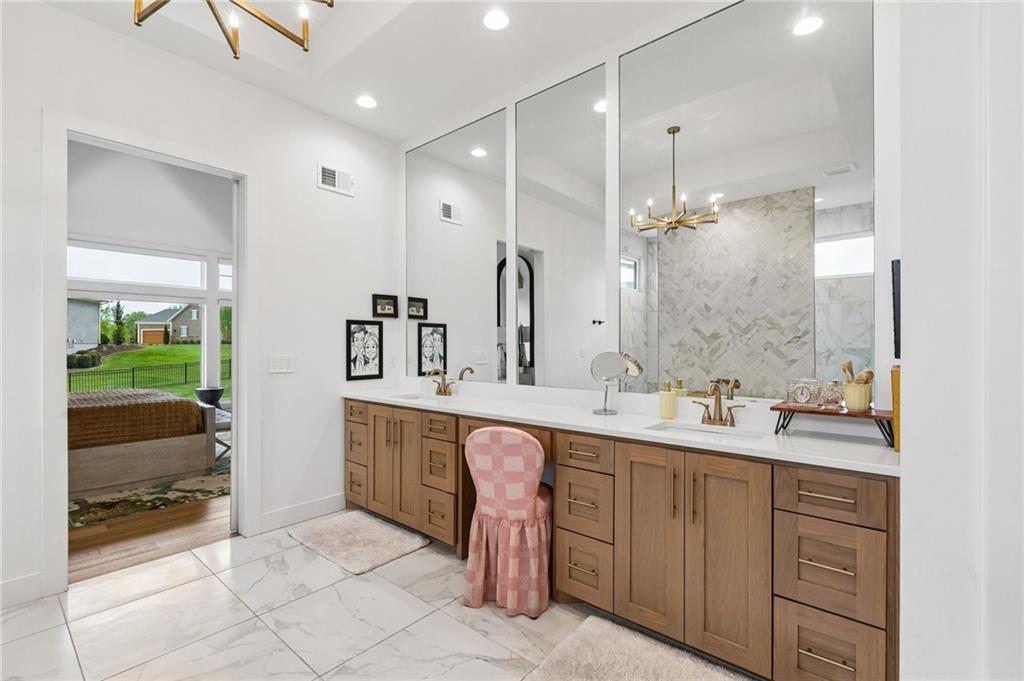Overland Park, Kansas, 66221, United States, 4 Bedrooms Bedrooms, ,5 BathroomsBathrooms,Residential,Active,2043124