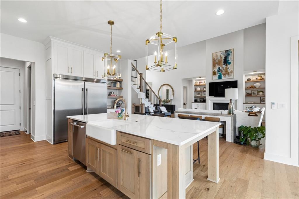 Overland Park, Kansas, 66221, United States, 4 Bedrooms Bedrooms, ,5 BathroomsBathrooms,Residential,Active,2043124