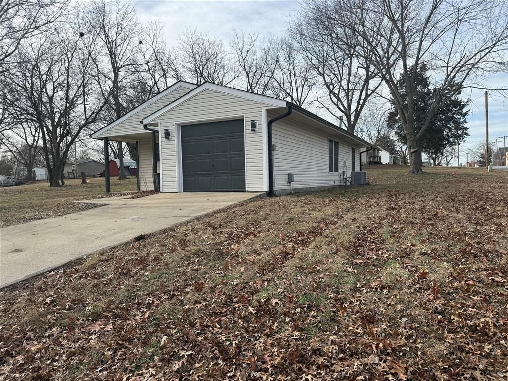 Photo of 100 S Austin Street, Butler, MO 64730 (MLS # 2592556)