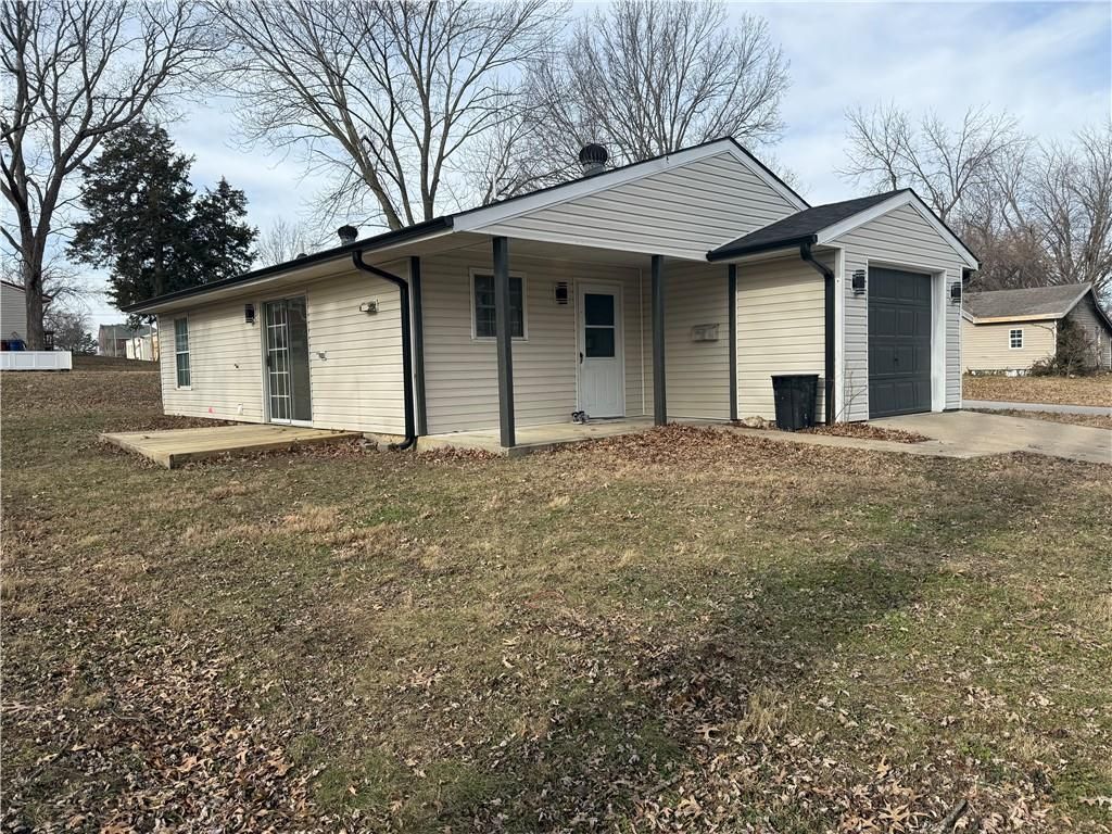Photo of 100 S Austin Street, Butler, MO 64730 (MLS # 2592556)