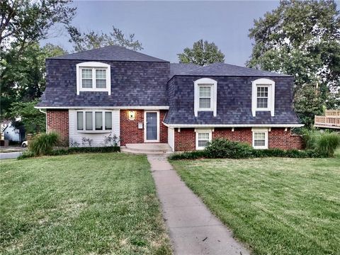 9201 Goddard Street, Overland Park, KS 66214 - #: 2572071