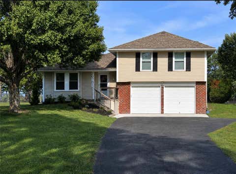Photo of 20701 Walker Road, Spring Hill, KS 66083 (MLS # 2634089)