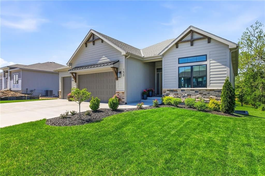 Photo of 1820 Homestead Drive, Liberty, MO 64068 (MLS # 2608403)