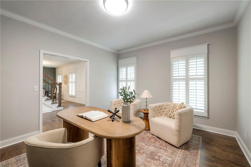 12113 Cherokee Street