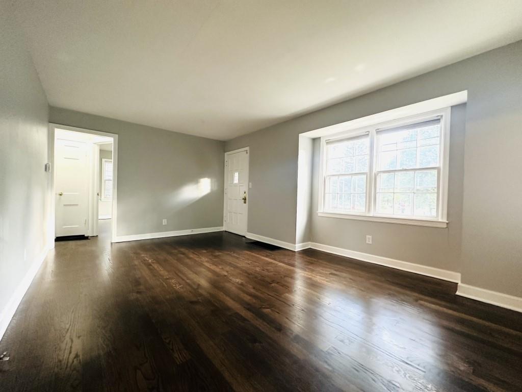 210 W Pocahontas Lane
