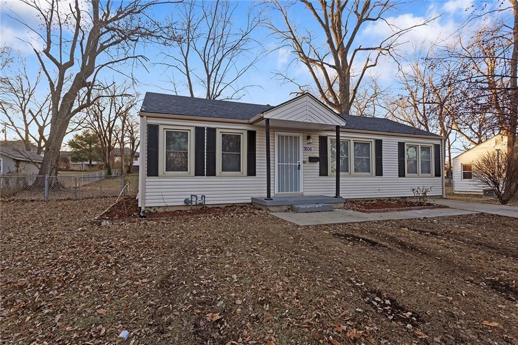 Photo of 7606 Woodson Road, Raytown, MO 64138 (MLS # 2592212)