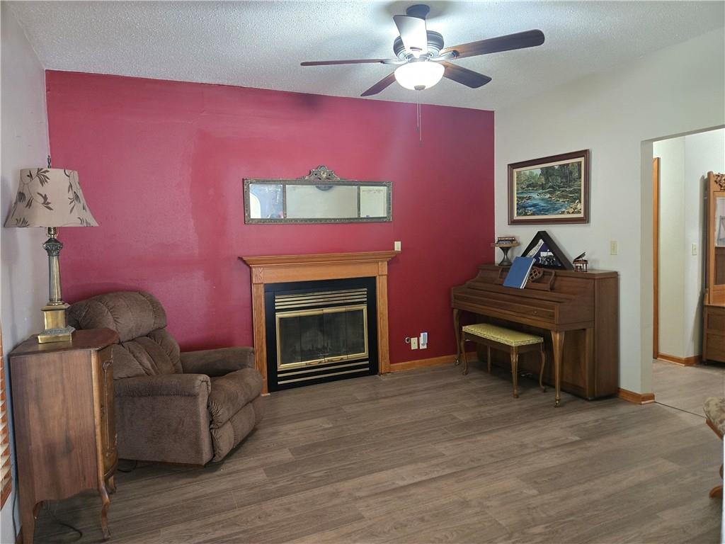 121 W 25th N/A