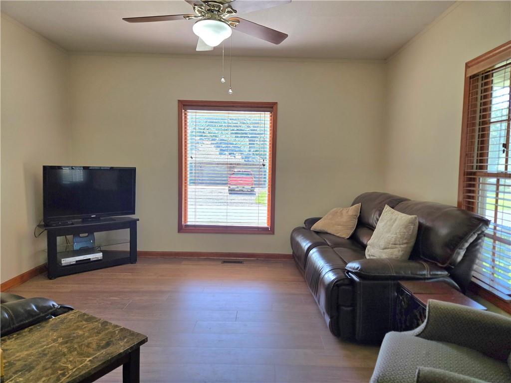 121 W 25th N/A