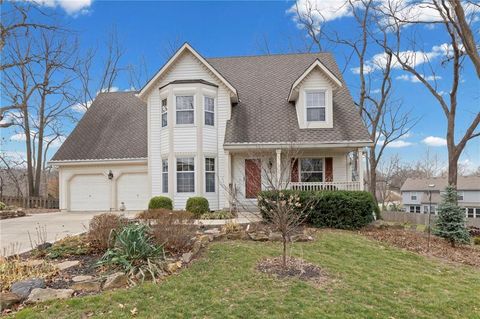 Photo of 10913 Oak Drive, Kansas City, KS 66109 (MLS # 2617605)