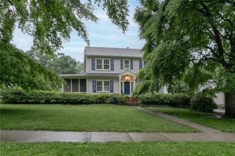 108 SW Madison Street Lee's Summit MO 64063