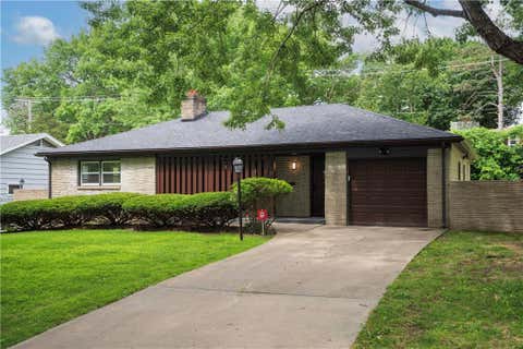 Photo of 7806 Campbell Street, Kansas City, MO 64131 (MLS # 2627697)