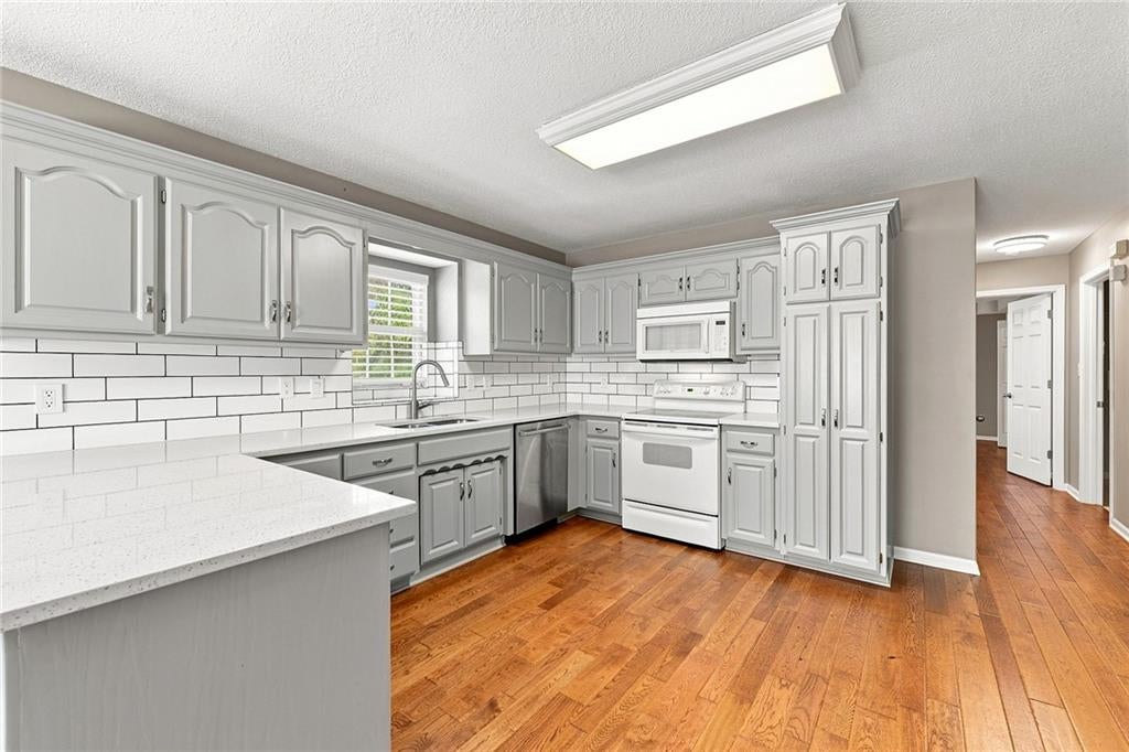 820 SE 11th Terrace