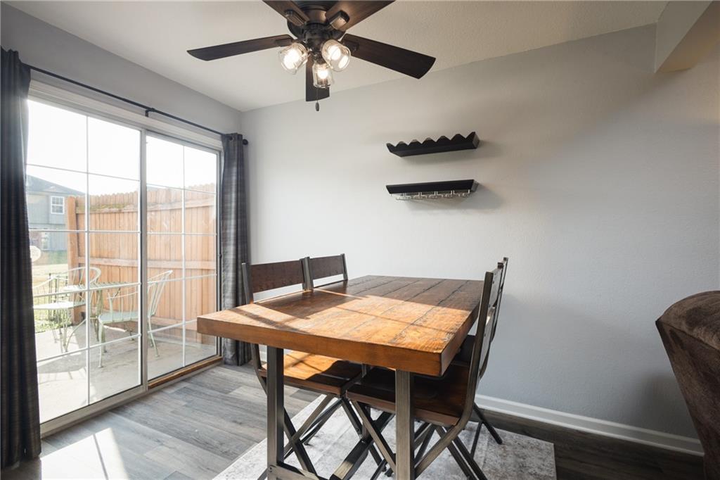 5707 NW Sunrise Meadow Circle