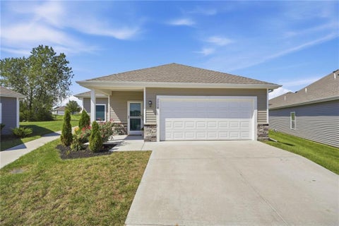 Photo of 7738 123rd Court, Kansas City, MO 64163 (MLS # 2642468)