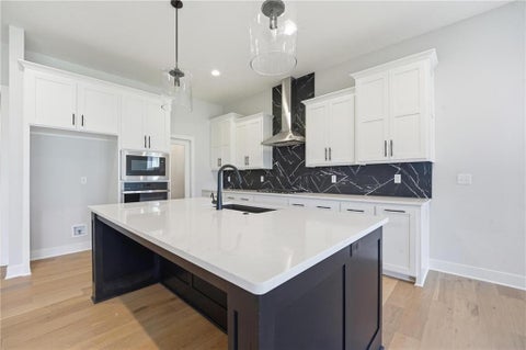Photo of 2762 SW 11th Terrace, Lees Summit, MO 64081 (MLS # 2592541)