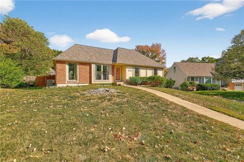 Photo of 10331 Westgate Street, Overland Park, KS 66215 (MLS # 2581724) Photo of 10331 Westgate Street, Overland Park, KS 66215 (MLS # 2581724)