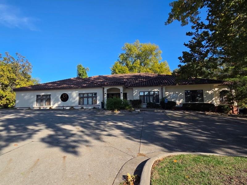 St Joseph, Missouri 64506, United States, ,Residential,Active,236858