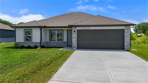 Photo of 19515 Lincoln Street, Spring Hill, KS 66083 (MLS # 2629665)