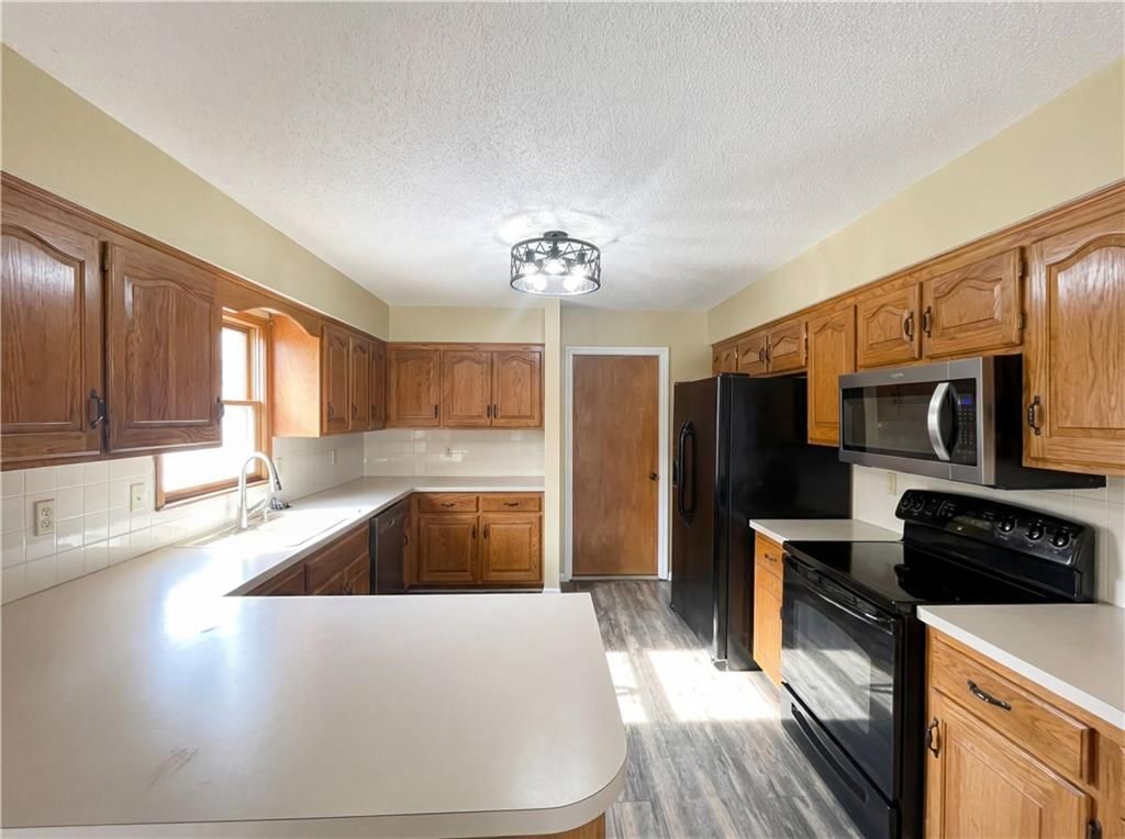 Photo of 1703 Park Lane, Kearney, MO 64060 (MLS # 2599224)