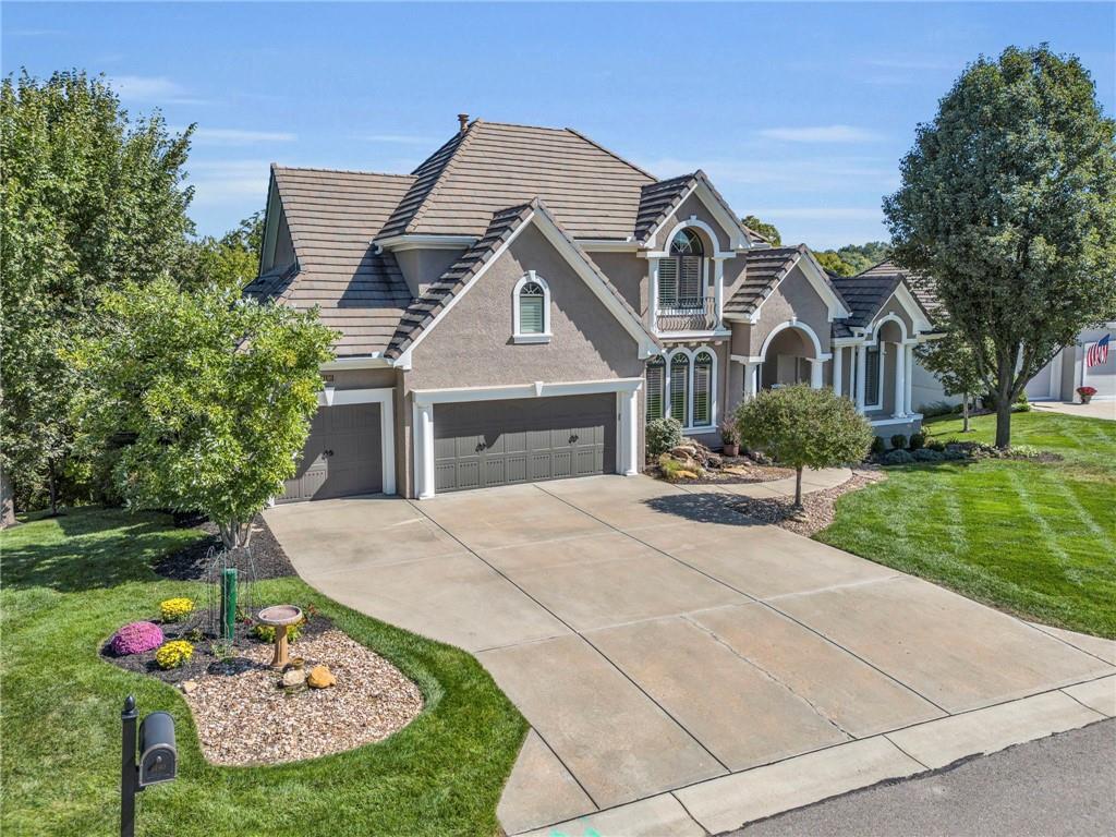 8190 Shoreline Drive