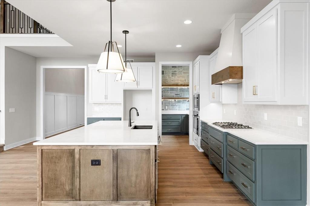 1605 SW Arbor Park Drive