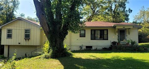 Photo of 2740 N 59th Street, Kansas City, KS 66104 (MLS # 2579316)