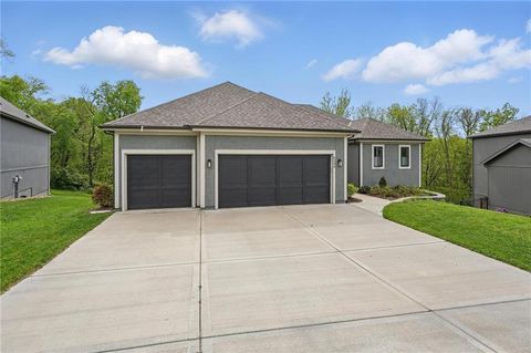 6395 Sioux Drive Parkville MO 64152