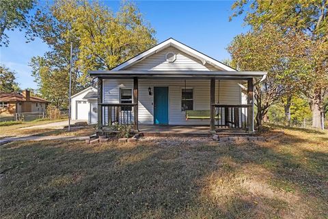 6924 NE 56th Street, Kansas City, MO 64119 - MLS#: 2582171