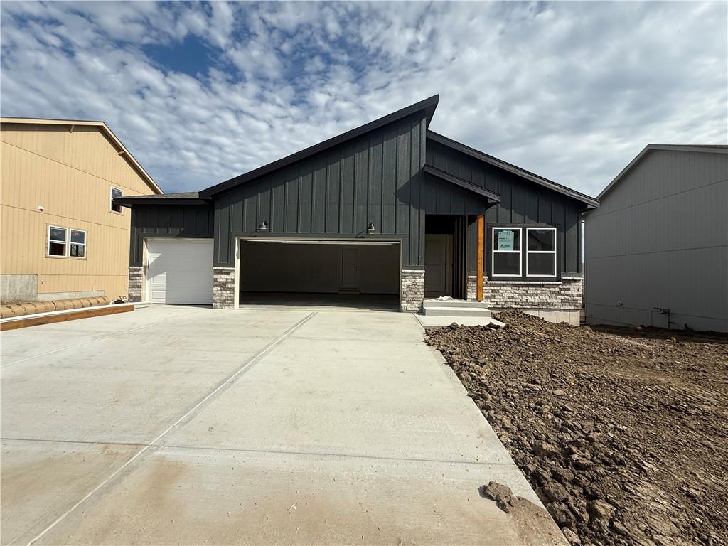 501 Woodview Drive