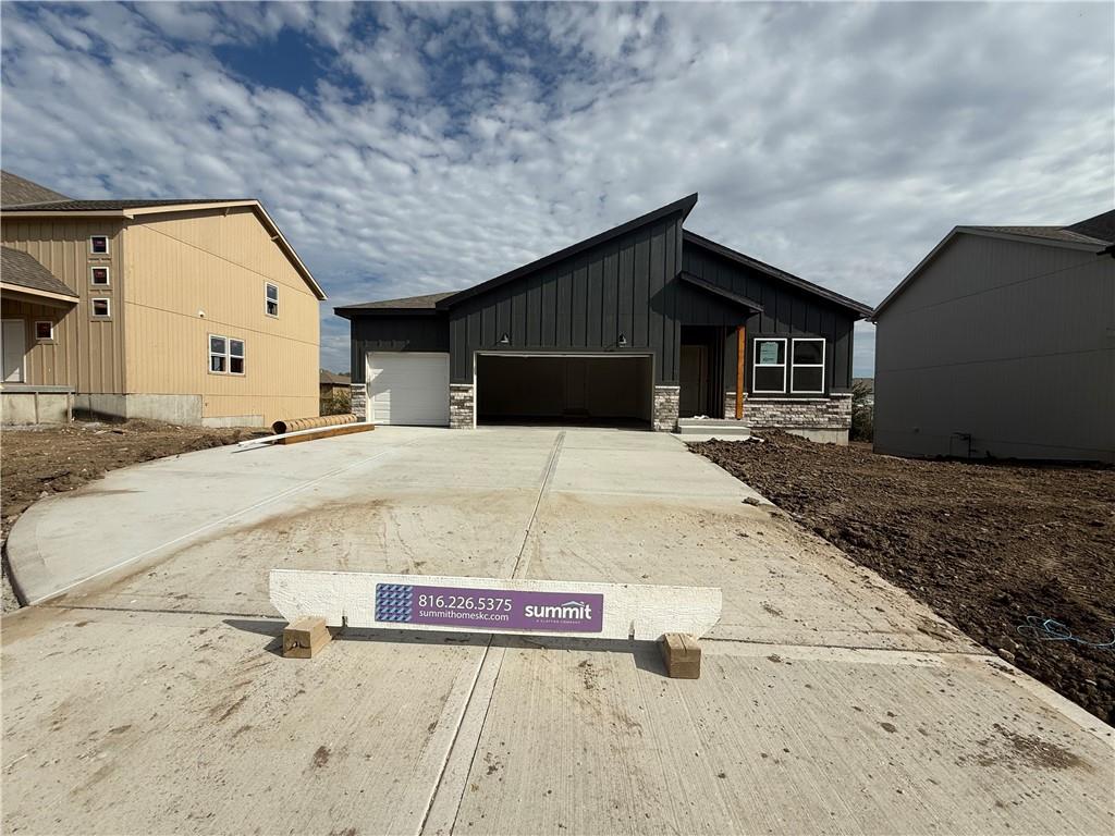501 Woodview Drive