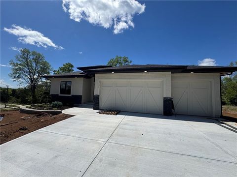 22393 W 89th Terrace Lenexa KS 66227