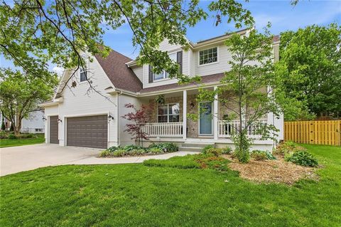 Photo of 4316 SE Seattle Slew Drive, Lees Summit, MO 64082 (MLS # 2616482)