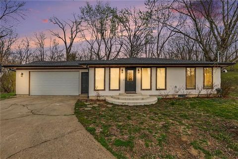 Photo of 3537 N 35th Street, Kansas City, KS 66104 (MLS # 2610794)