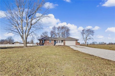 22284 Rosewood Street Bucyrus KS 66013