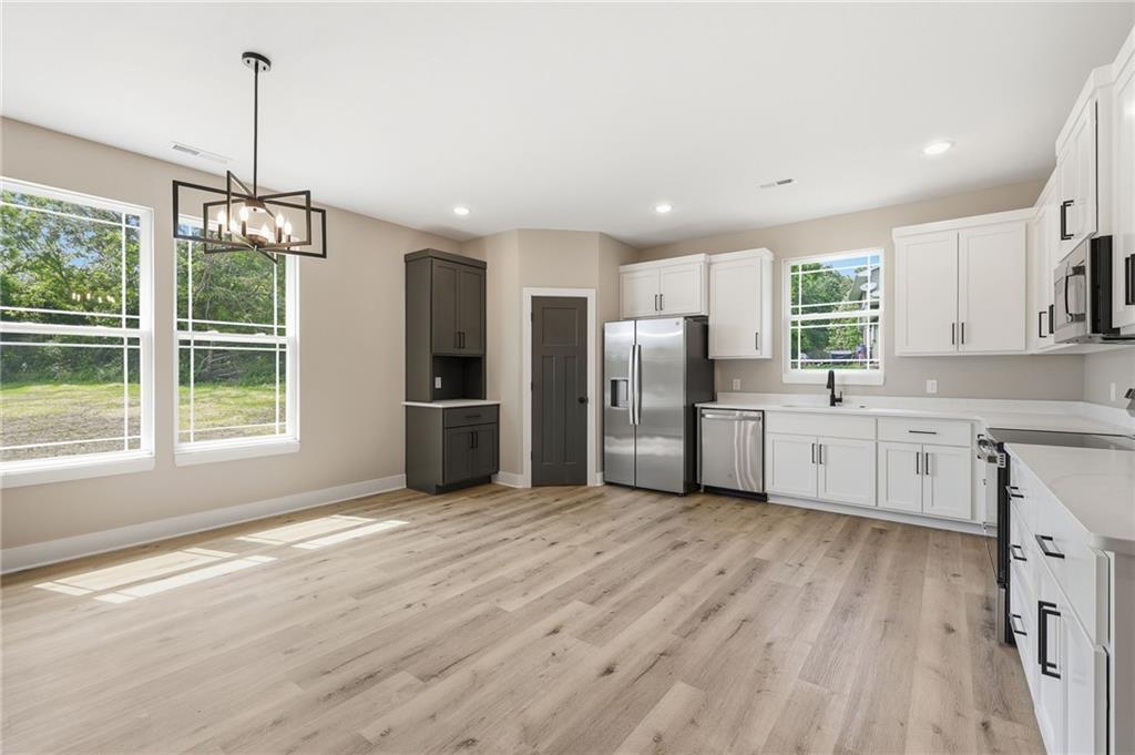 328 NE 51st Road