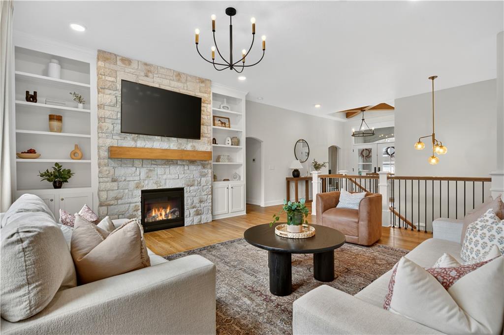 5968 Oak Creek Court