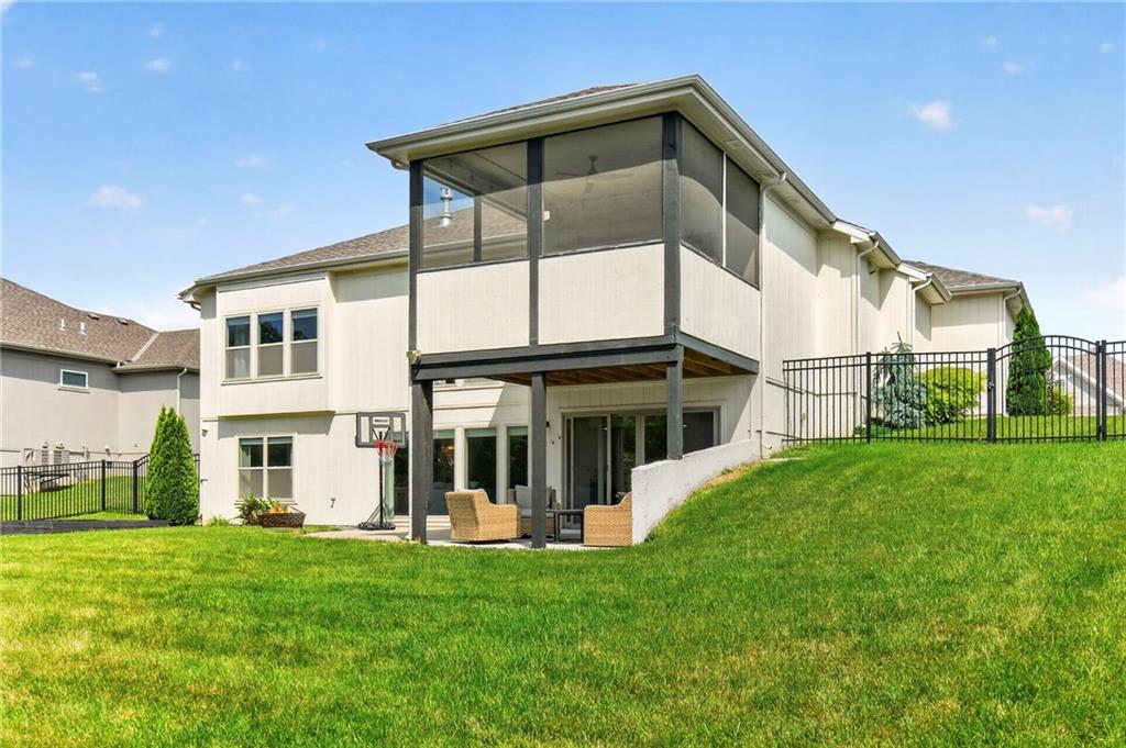 5968 Oak Creek Court