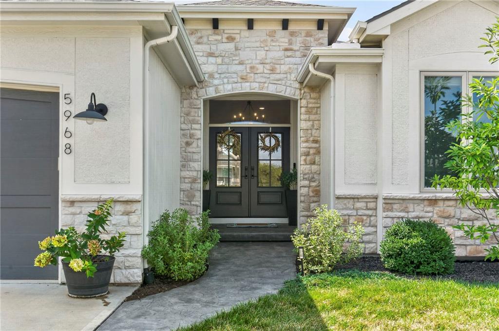 5968 Oak Creek Court
