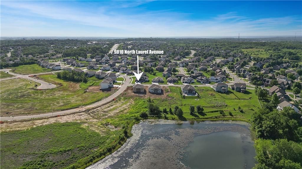 Photo of 9810 N Laurel Avenue, Kansas City, MO 64157 (MLS # 2592356)